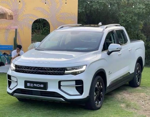 خودرو الکتریکی Toyota Hilux - وانت برقی جیلی رادار